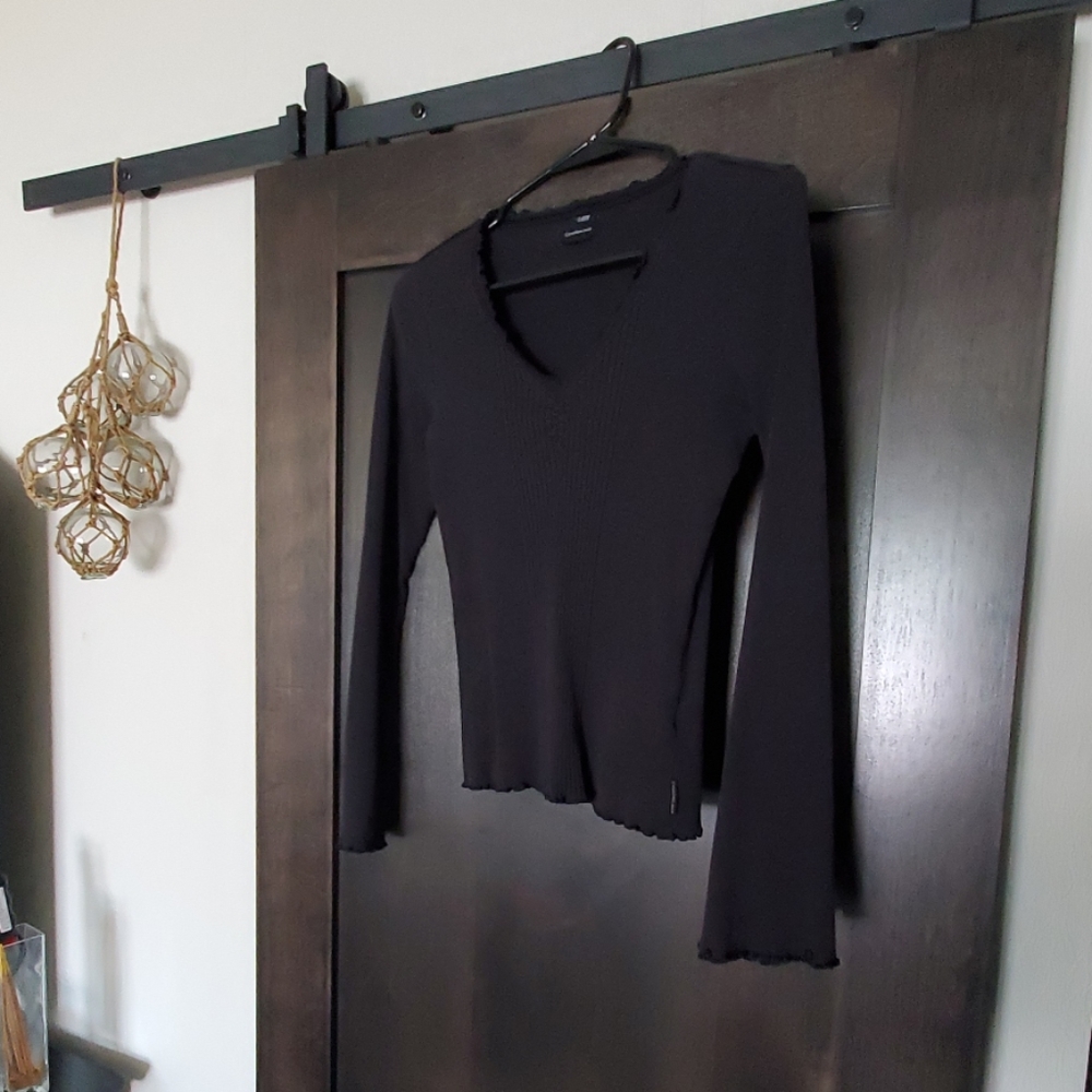 Black Long Sleeve Calvin Klein V-Kneck Shirt
